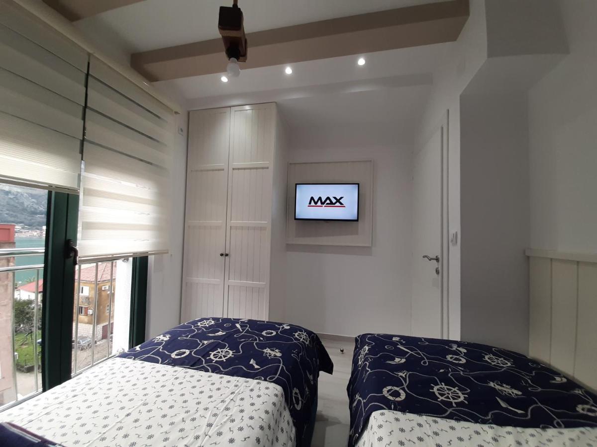 Maritimo Di Cattaro****Lux Apartment With Garage Kotor Exterior foto