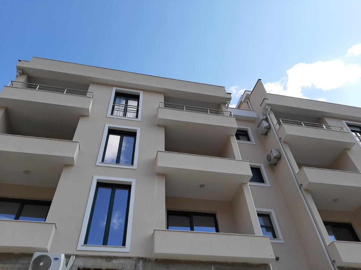 Maritimo Di Cattaro****Lux Apartment With Garage Kotor Exterior foto